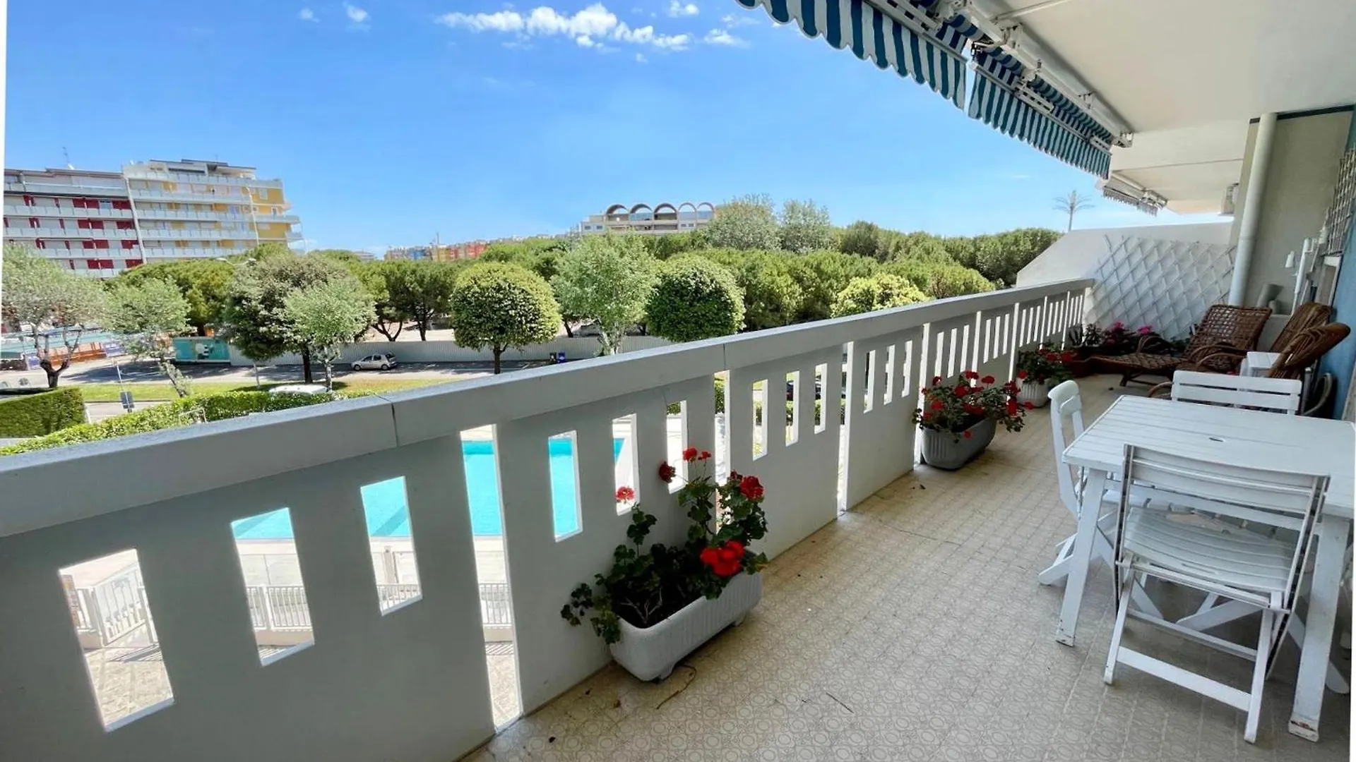 Appartement Modernity And Comfort In Porto Santa Margherita